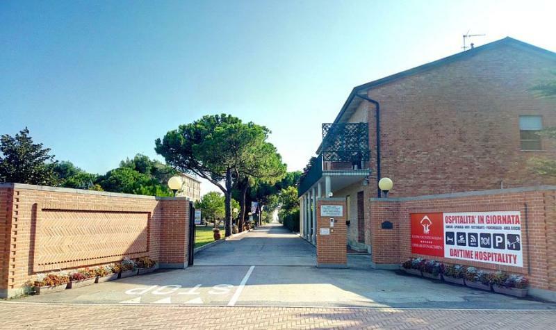 Centro Vacanze Cavallino エクステリア 写真